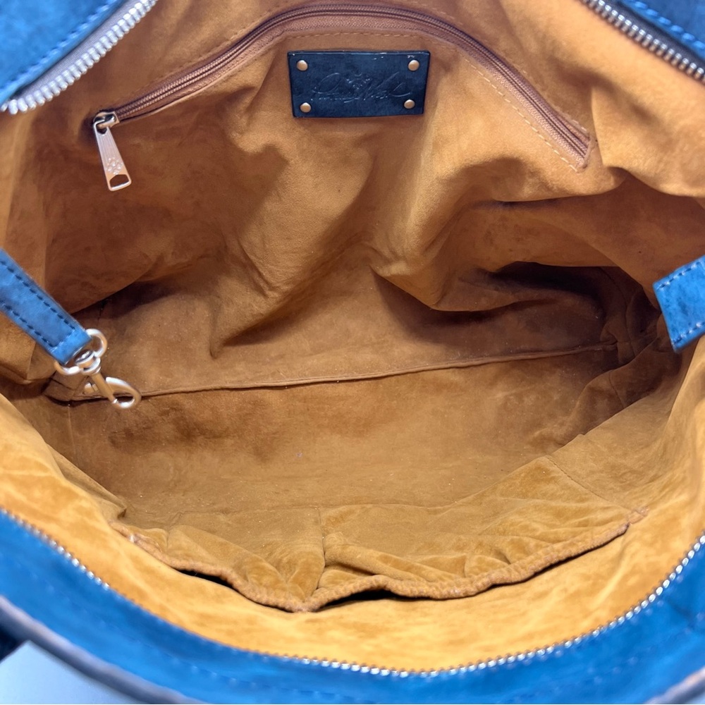 Patricia Nash Teal Tooled Leather Tote - Picture 3 of 12